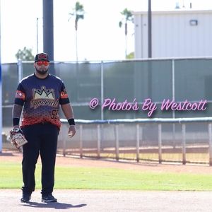 Meet your Posher, Cesar